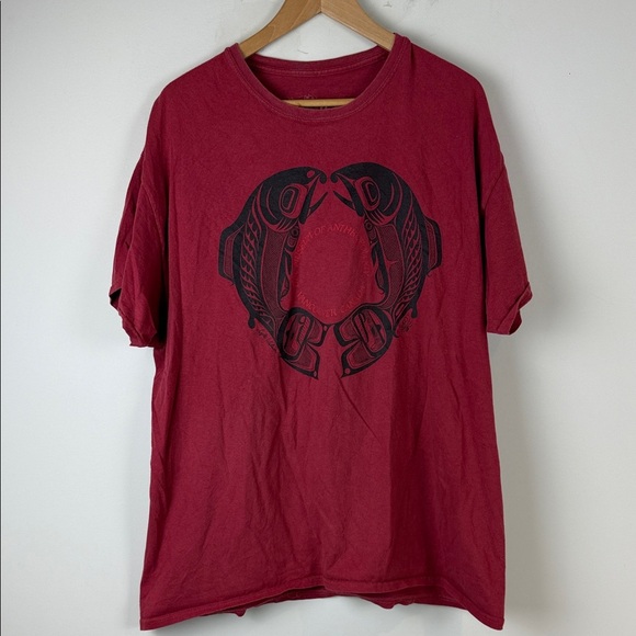 Vancouver Museum of Anthropology Red Graphic T-Shirt Vintage - Picture 1 of 6